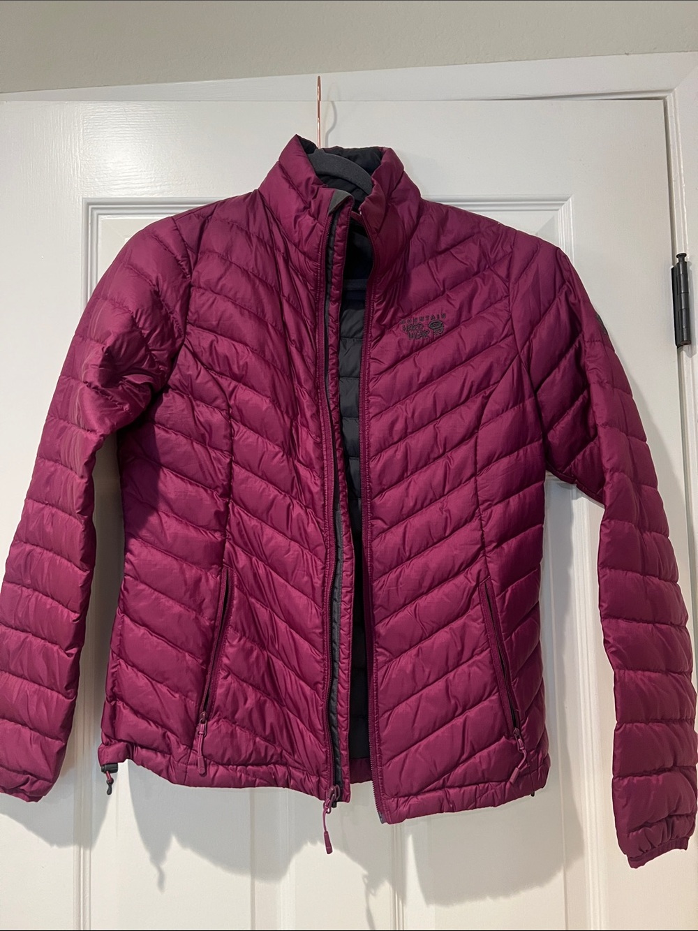 Mountain Hardwear Women's Quilted Puffer Jacket - Raspberry, size small